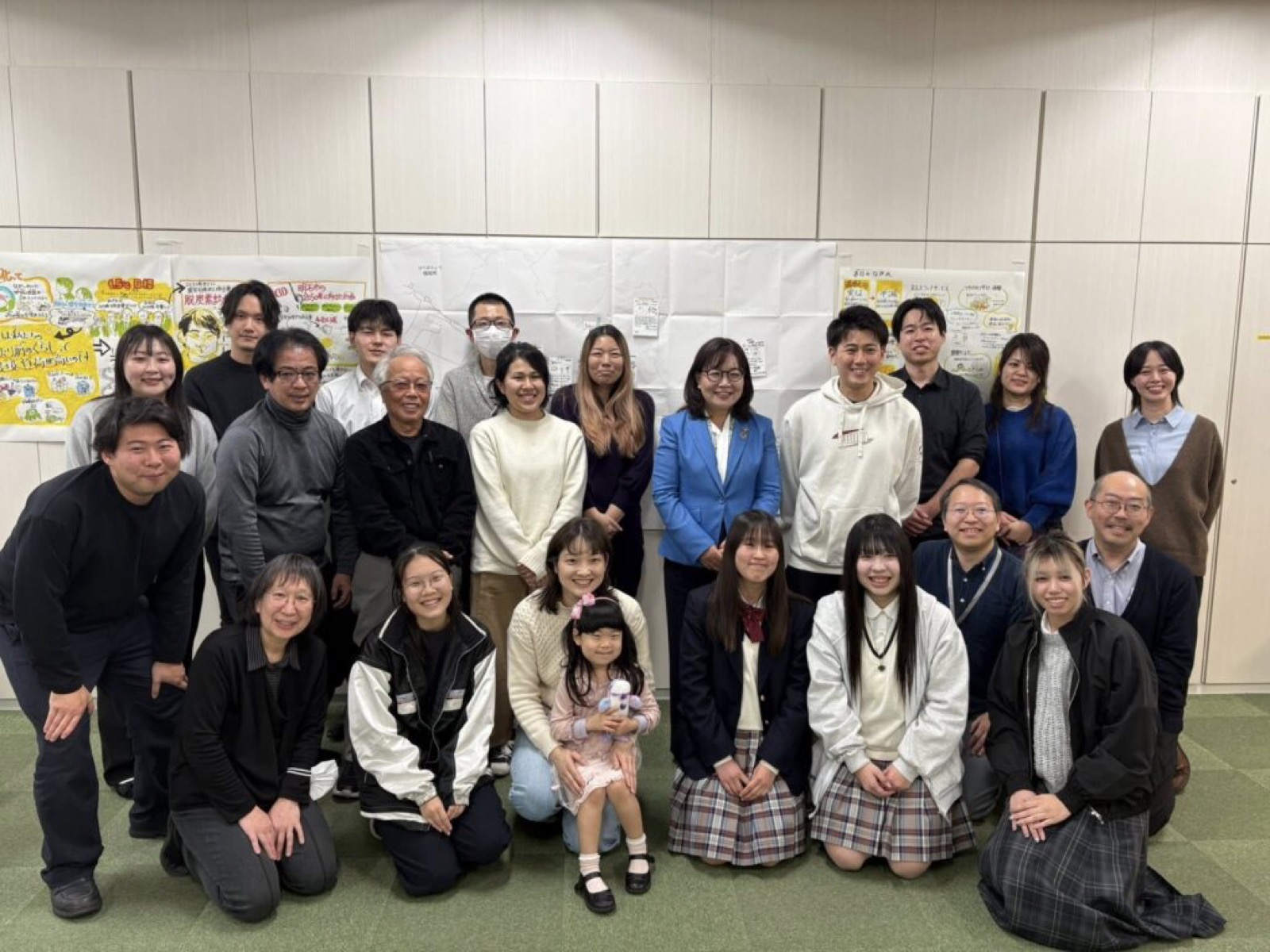 気候市民ダイアログ参加者集合写真